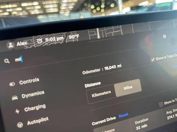 TESLA MODEL Y 2024 7SAYGDEE5RF177154 image